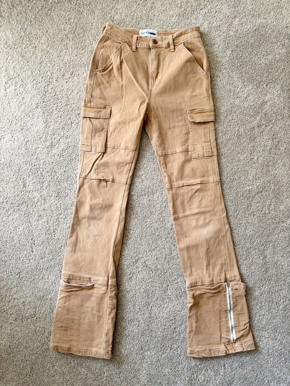 Cargo Pants Women Fashion Nova Tan Stretch Denim Size 3 Zip Flare Y2K Utility